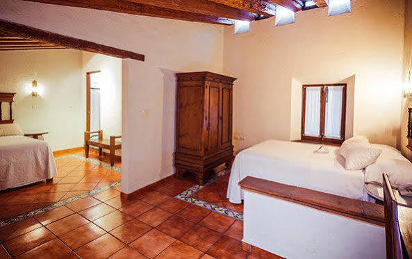 מלון קואטפק Meson Del Alferez Coatepec מראה חיצוני תמונה